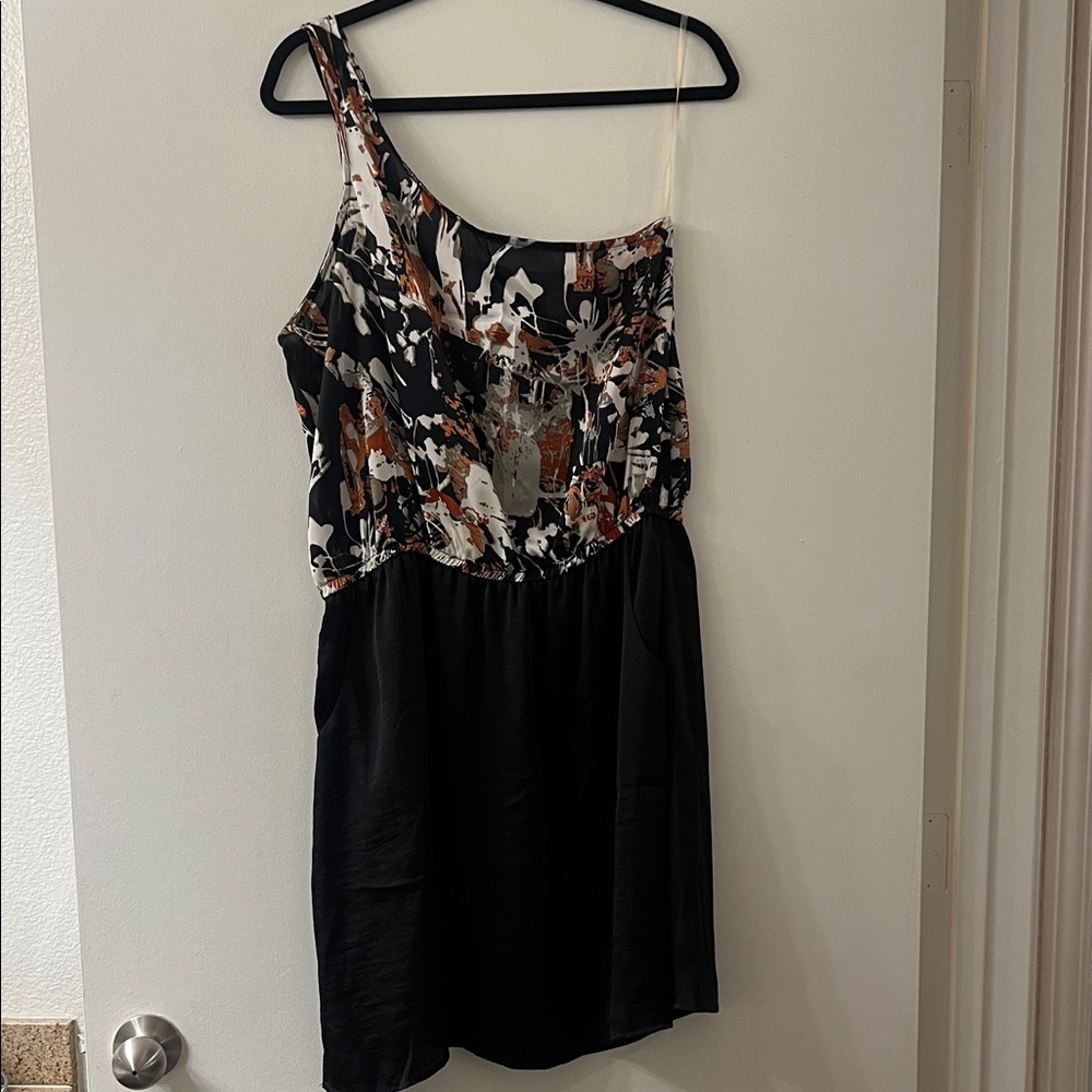 Francesca's Collections One-Shoulder Black and Multicolor Dress